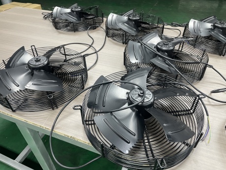 New type external rotor motor fan